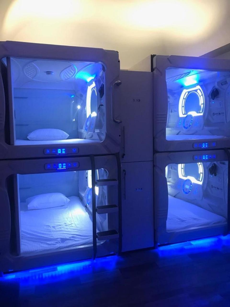 The Capsule Hotel Colombo Exterior foto